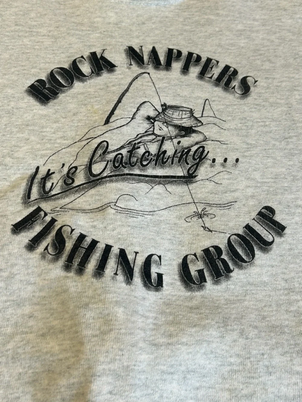 Vintage 90s Fishing Sweatshirt XL USA Fruit of the Loom Graphic - Picture 10 of 11